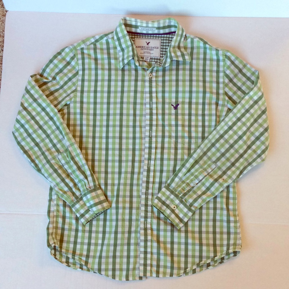 American Eagle Vintage Fit green shirt